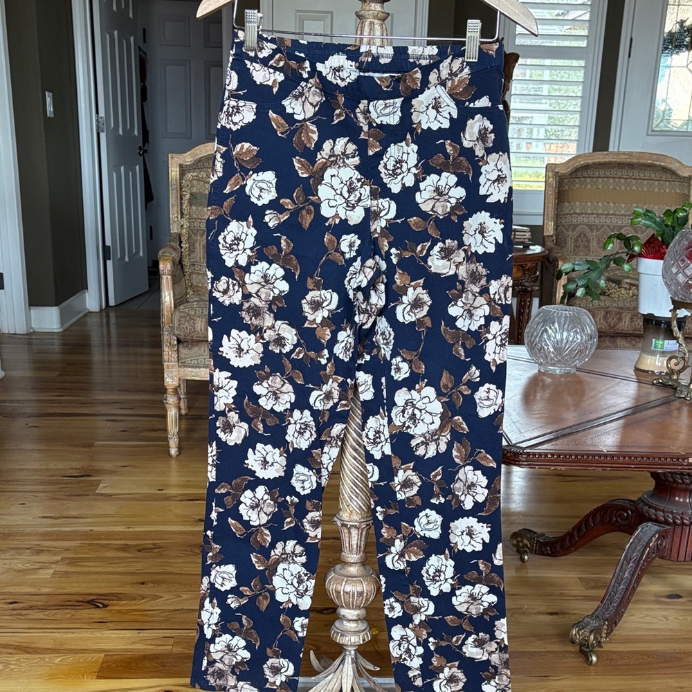 Isaac Mizrahi Live! Floral Women's Pants